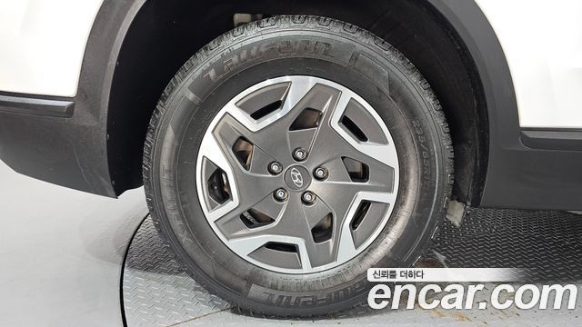 Hyundai Santafe 2023 — photo 7