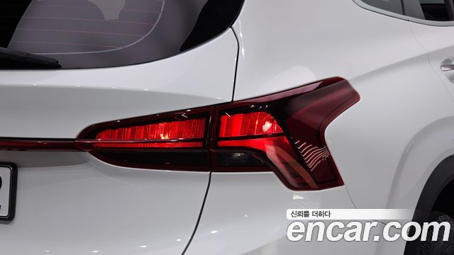 Hyundai Santafe 2023 — photo 9