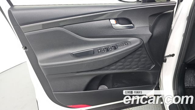 Hyundai Santafe 2023 — photo 14