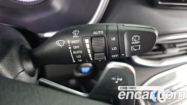 Hyundai Santafe 2023 — photo 29