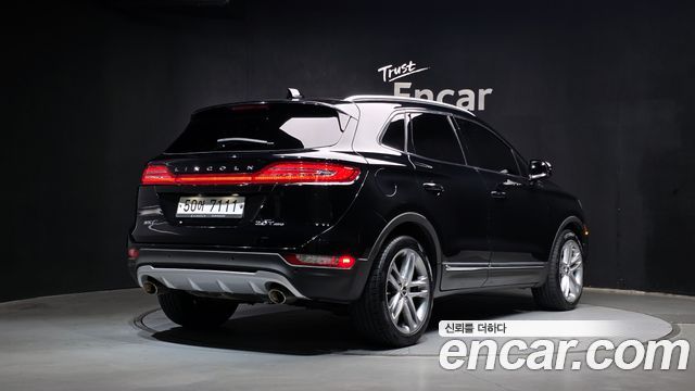 Lincoln MKC 2017 — photo 2