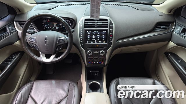 Lincoln MKC 2017 — photo 7