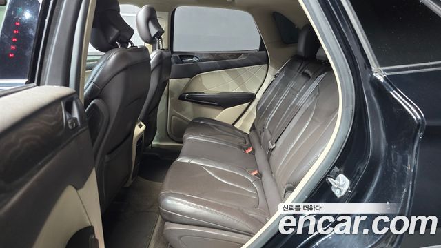Lincoln MKC 2017 — photo 12