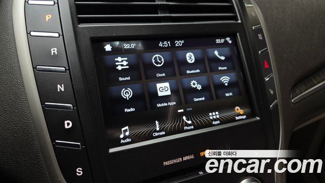 Lincoln MKC 2017 — photo 15