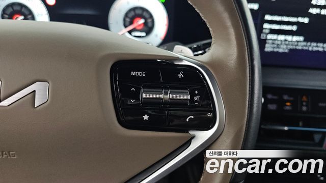 Kia K8 2022 — photo 26
