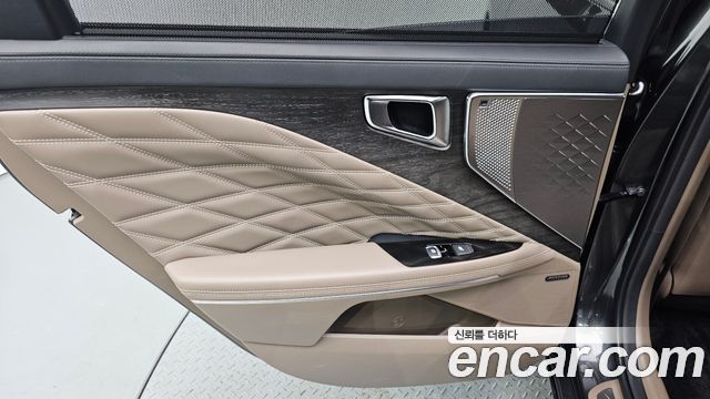 Kia K8 2022 — photo 15