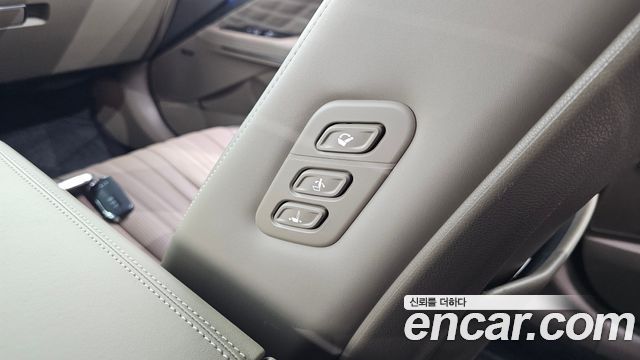 Kia K8 2022 — photo 32
