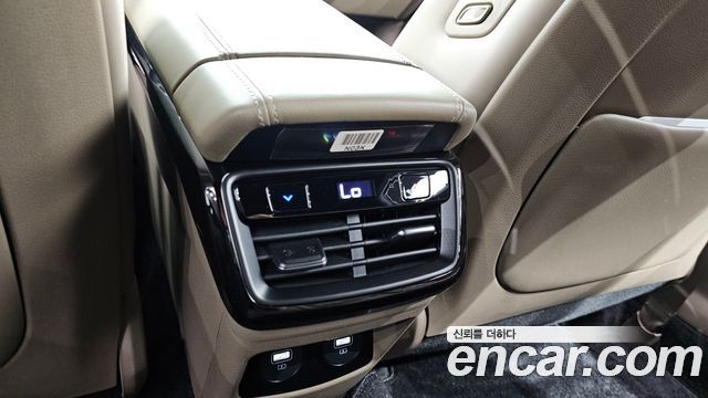 Kia K8 2022 — photo 33