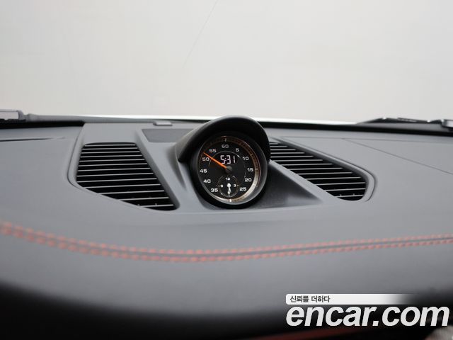 Porsche 911 2016 — photo 15