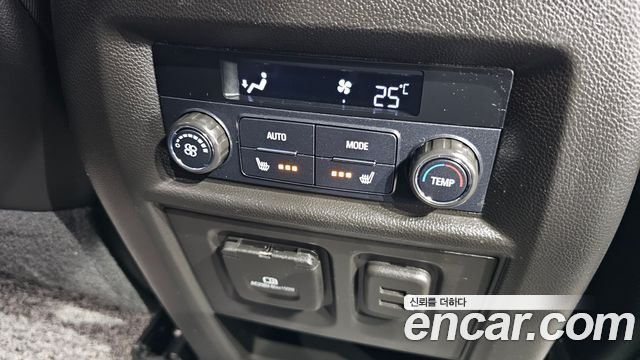 Chevrolet Korea Traverse 2020 — photo 34