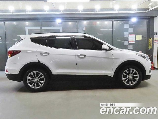 Hyundai Santafe 2016 — photo 3