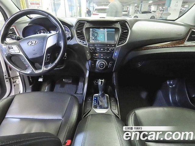 Hyundai Santafe 2016 — photo 10
