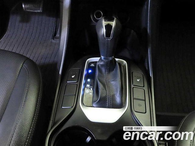 Hyundai Santafe 2016 — photo 12