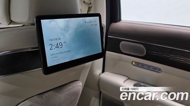 Genesis G90 2022 — photo 17