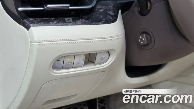 Genesis G90 2022 — photo 19