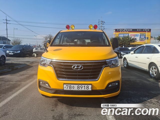 Hyundai Starex 2021 — photo 3