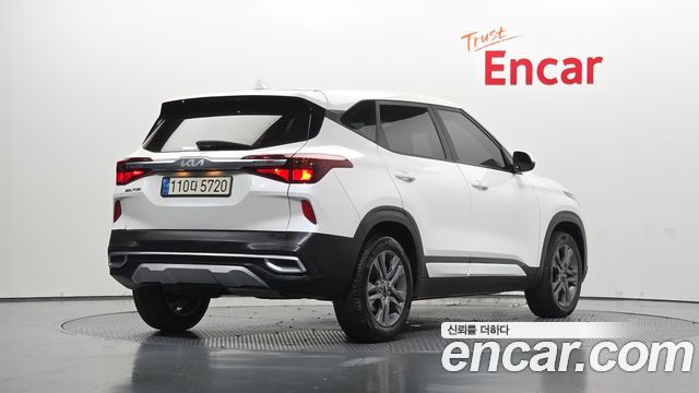 Kia Seltos 2022 — photo 2