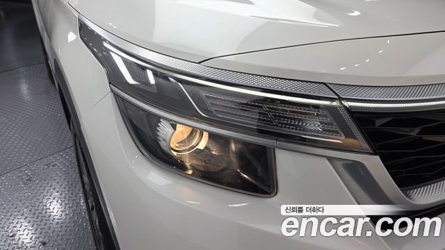 Kia Seltos 2022 — photo 8