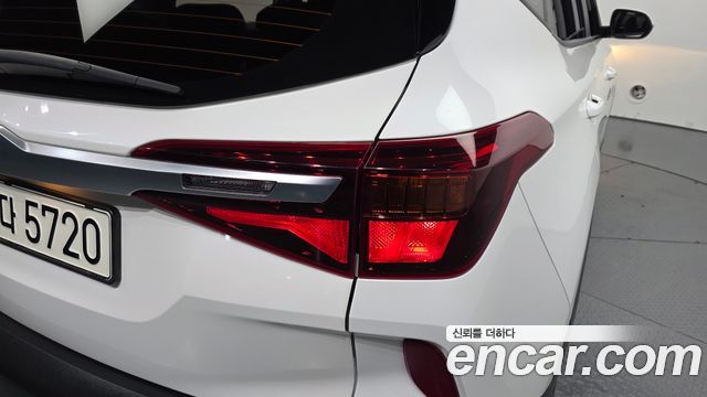 Kia Seltos 2022 — photo 9