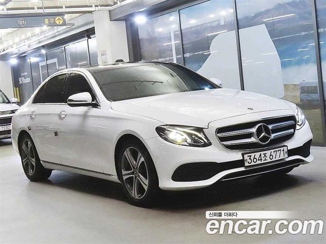 Mercedes-Benz E-Class 2019 — photo 2