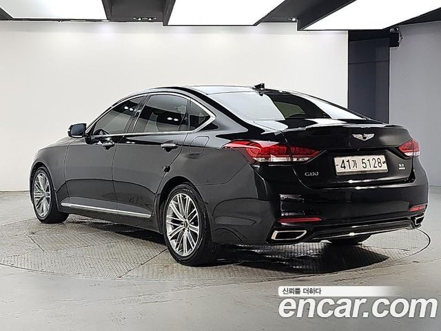 Genesis G80 2018 — photo 3