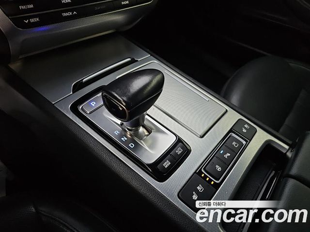 Genesis G80 2018 — photo 8