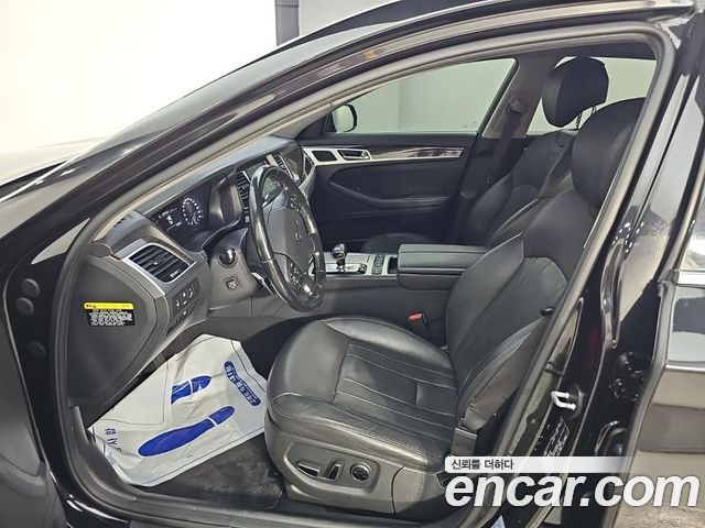 Genesis G80 2018 — photo 11