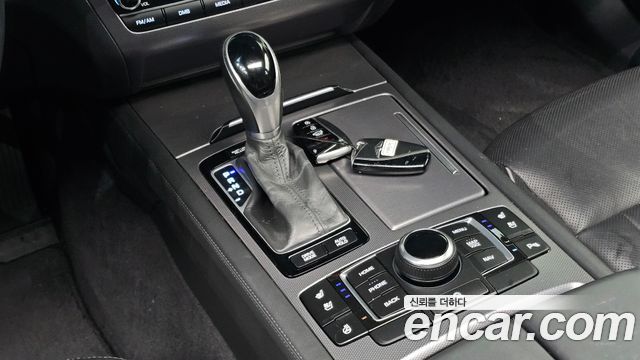 Hyundai Genesis 2015 — photo 12