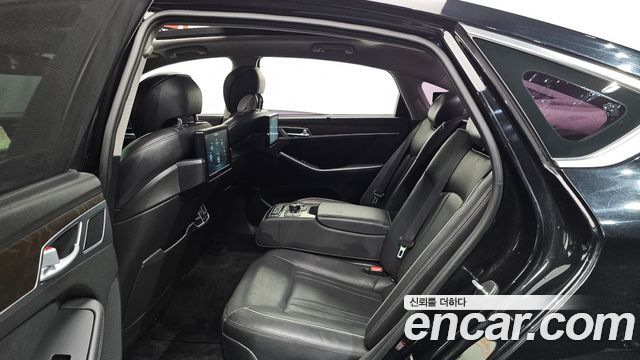 Hyundai Genesis 2015 — photo 18