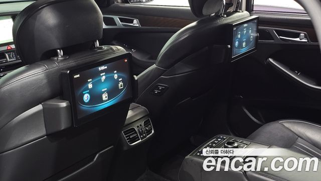 Hyundai Genesis 2015 — photo 25