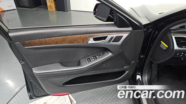 Hyundai Genesis 2015 — photo 14