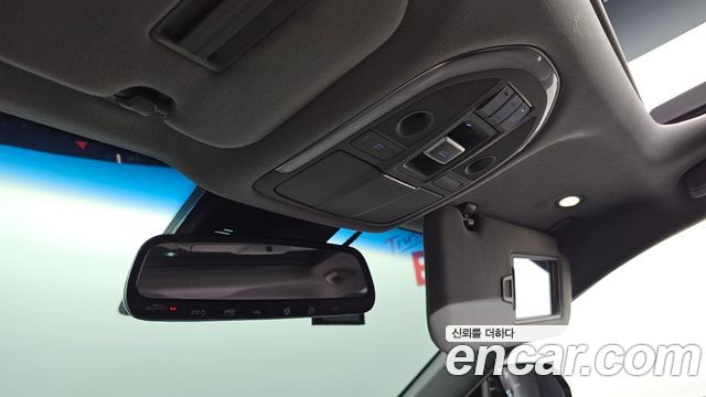 Hyundai Genesis 2015 — photo 28