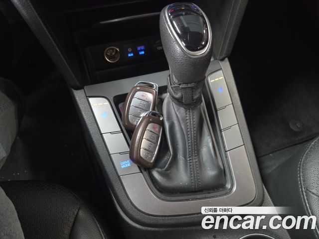 Hyundai AVANTE 2018 — photo 8