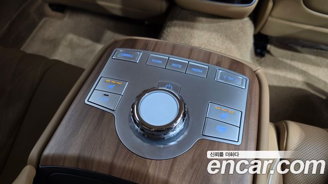 Genesis G80 2025 — photo 28