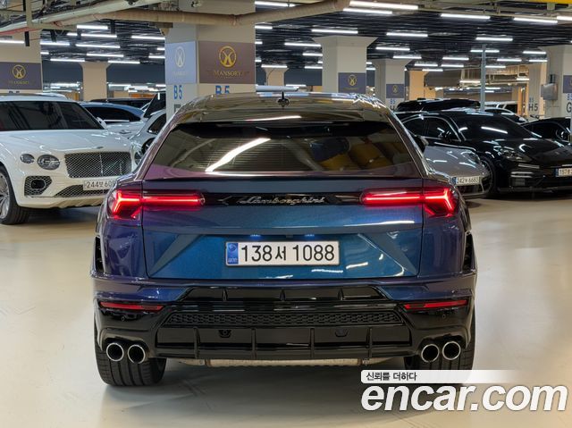 Lamborghini Urus 2024 — photo 4