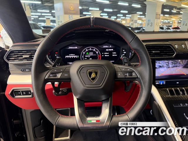 Lamborghini Urus 2024 — photo 6
