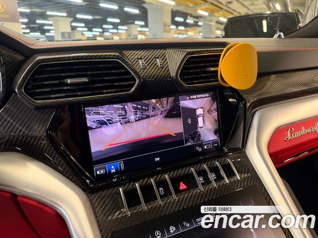 Lamborghini Urus 2024 — photo 9