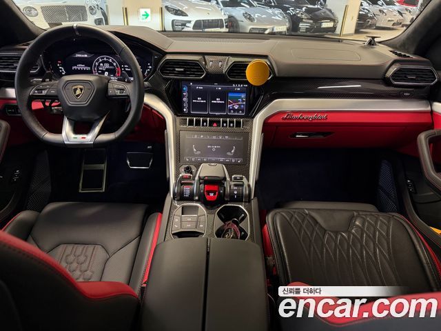 Lamborghini Urus 2024 — photo 19