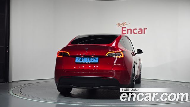 Tesla Model Y 2021 — photo 4