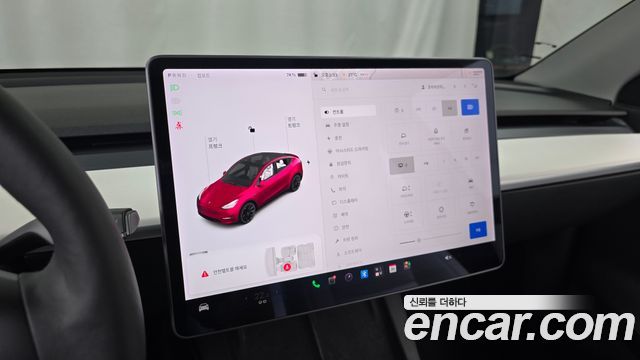 Tesla Model Y 2021 — photo 23