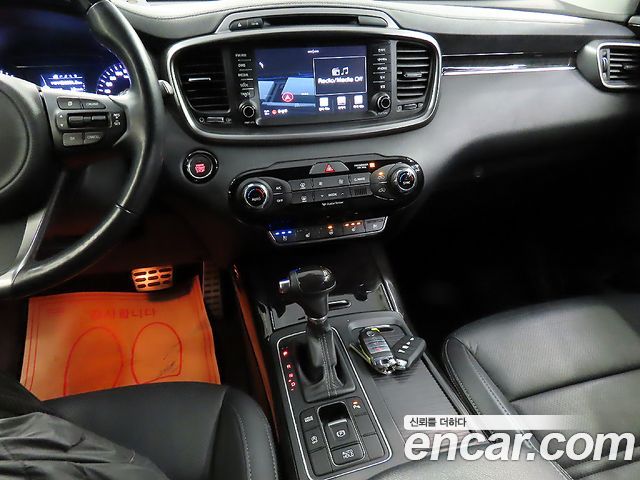 Kia Sorento 2017 — photo 9