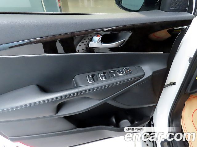 Kia Sorento 2017 — photo 12