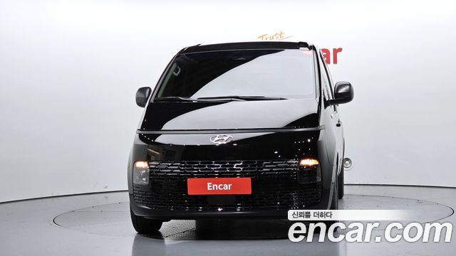 Hyundai Staria 2024 — photo 3