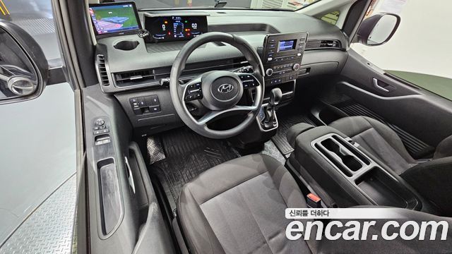 Hyundai Staria 2024 — photo 7
