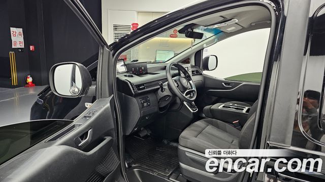 Hyundai Staria 2024 — photo 10