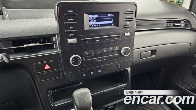 Hyundai Staria 2024 — photo 14