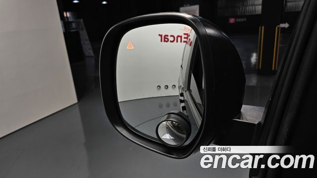 Hyundai Staria 2024 — photo 19