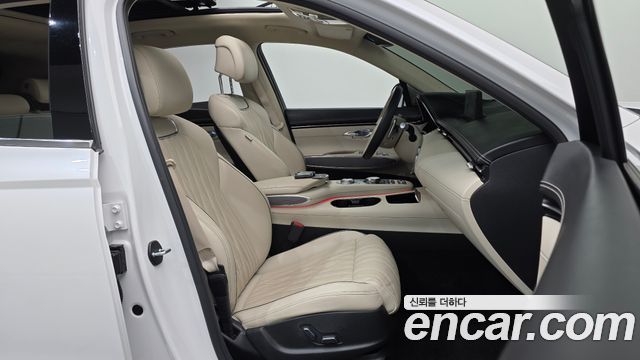Genesis GV70 2023 — photo 16