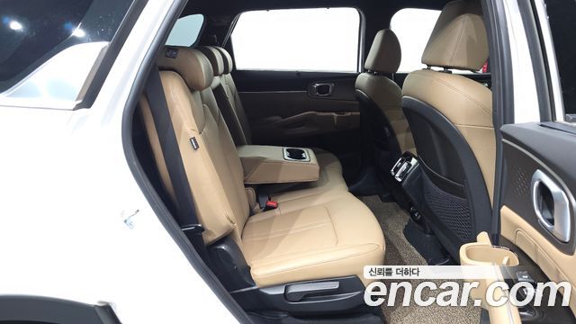 Kia Sorento 2024 — photo 11