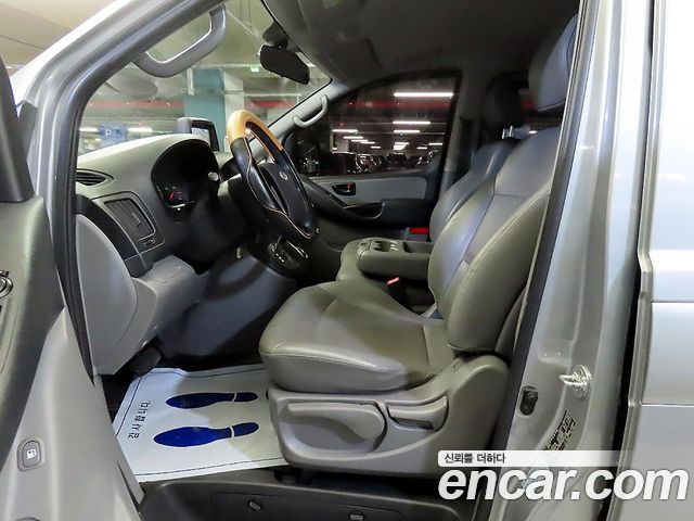 Hyundai Starex 2015 — photo 6